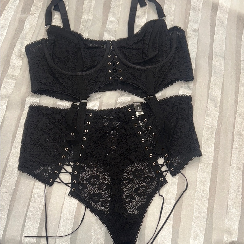 Torrid Curve Size 3 Sexy Black Lace Bralette & High Waist Lace Up Panties